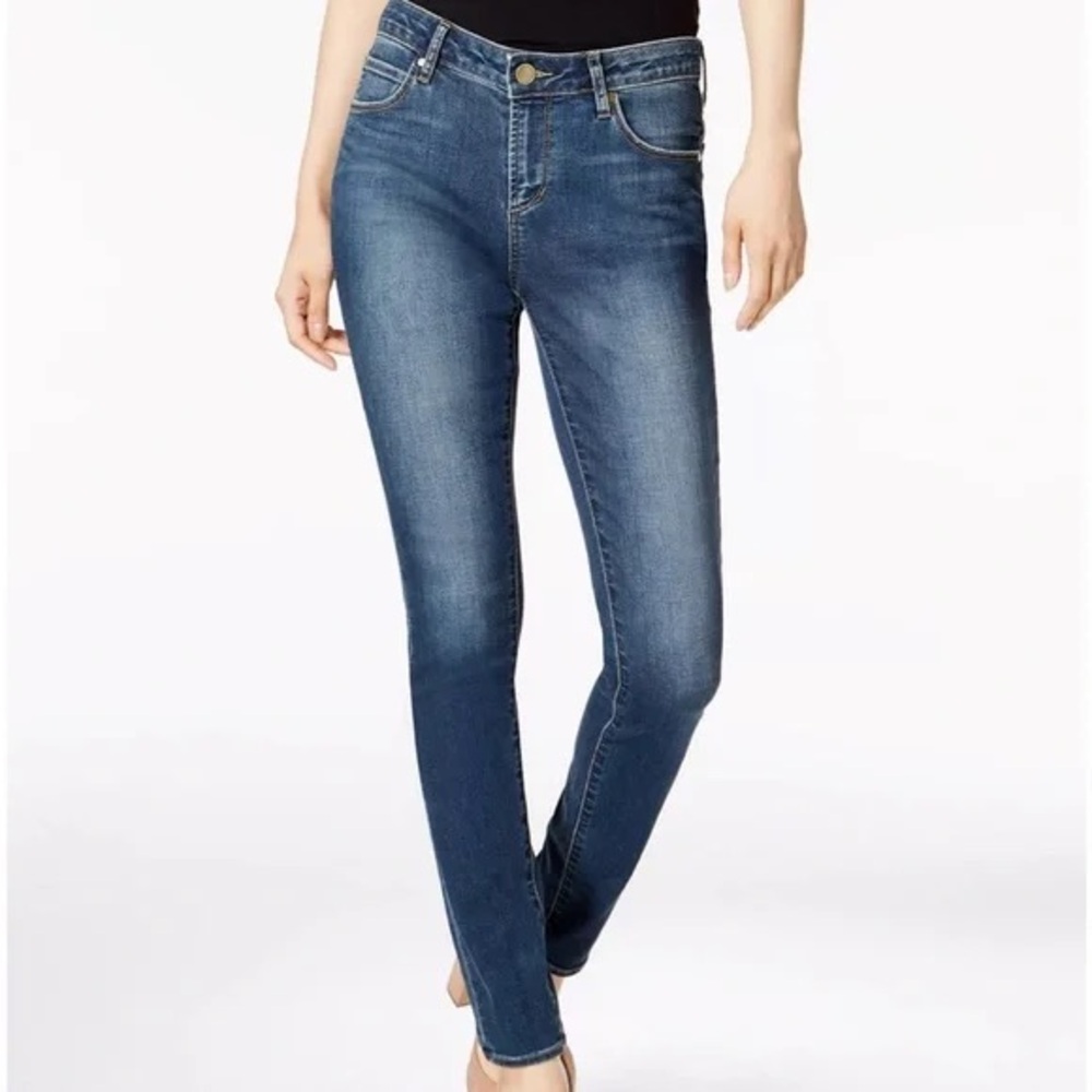 Articles of society women’s stretchy slim skinny jeans, size 29